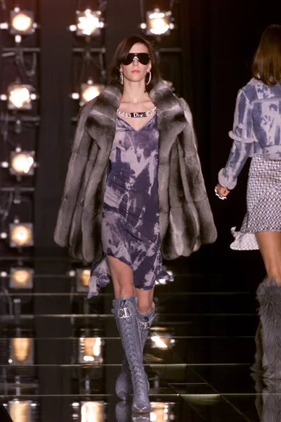 Look 18